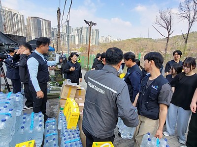 한국교회봉사단, 구룡마을에서 나눔 행사 개최