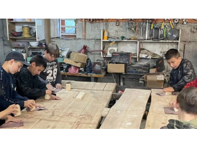 전쟁 속 우크라이나 청소년, 희망을 노래하다
